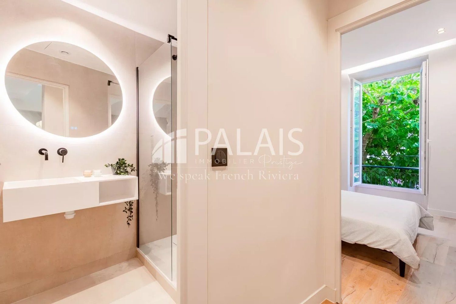 Property photo in Carre d'Argent