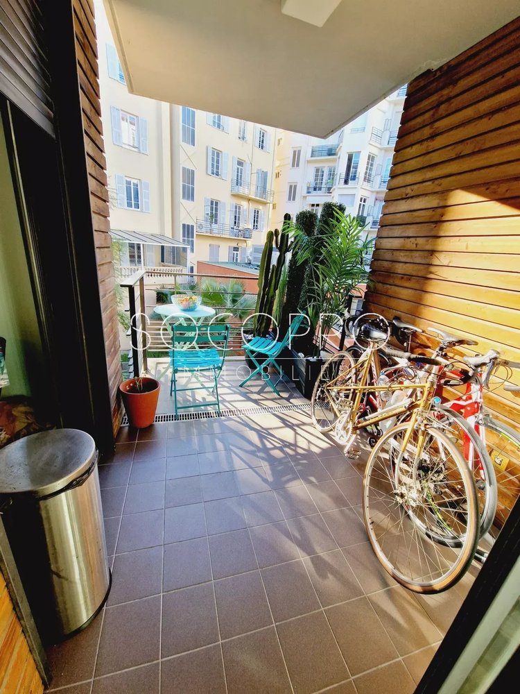 Property photo in Carre d'Argent