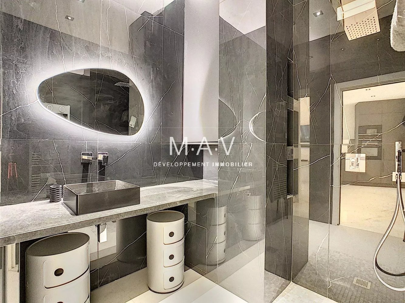 Property photo in Carre d'Argent