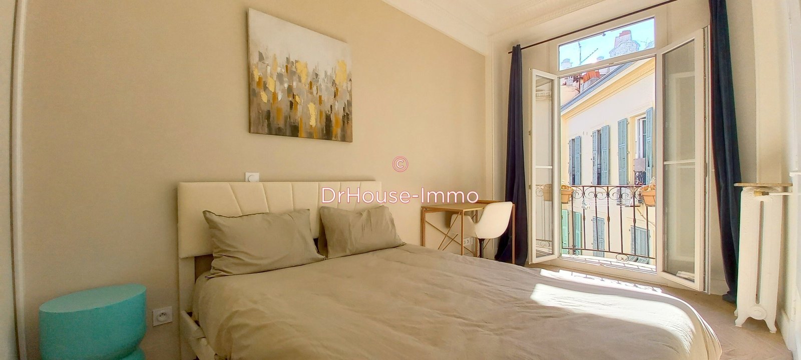 Property photo in Carre d'Argent