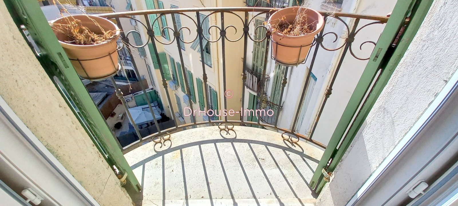 Property photo in Carre d'Argent