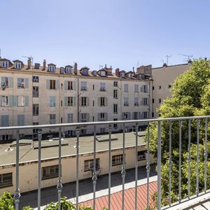 Property in Carre d'Argent