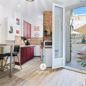Property in Carre d'Argent