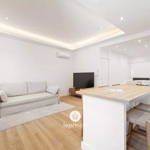 Property in Carre d'Argent