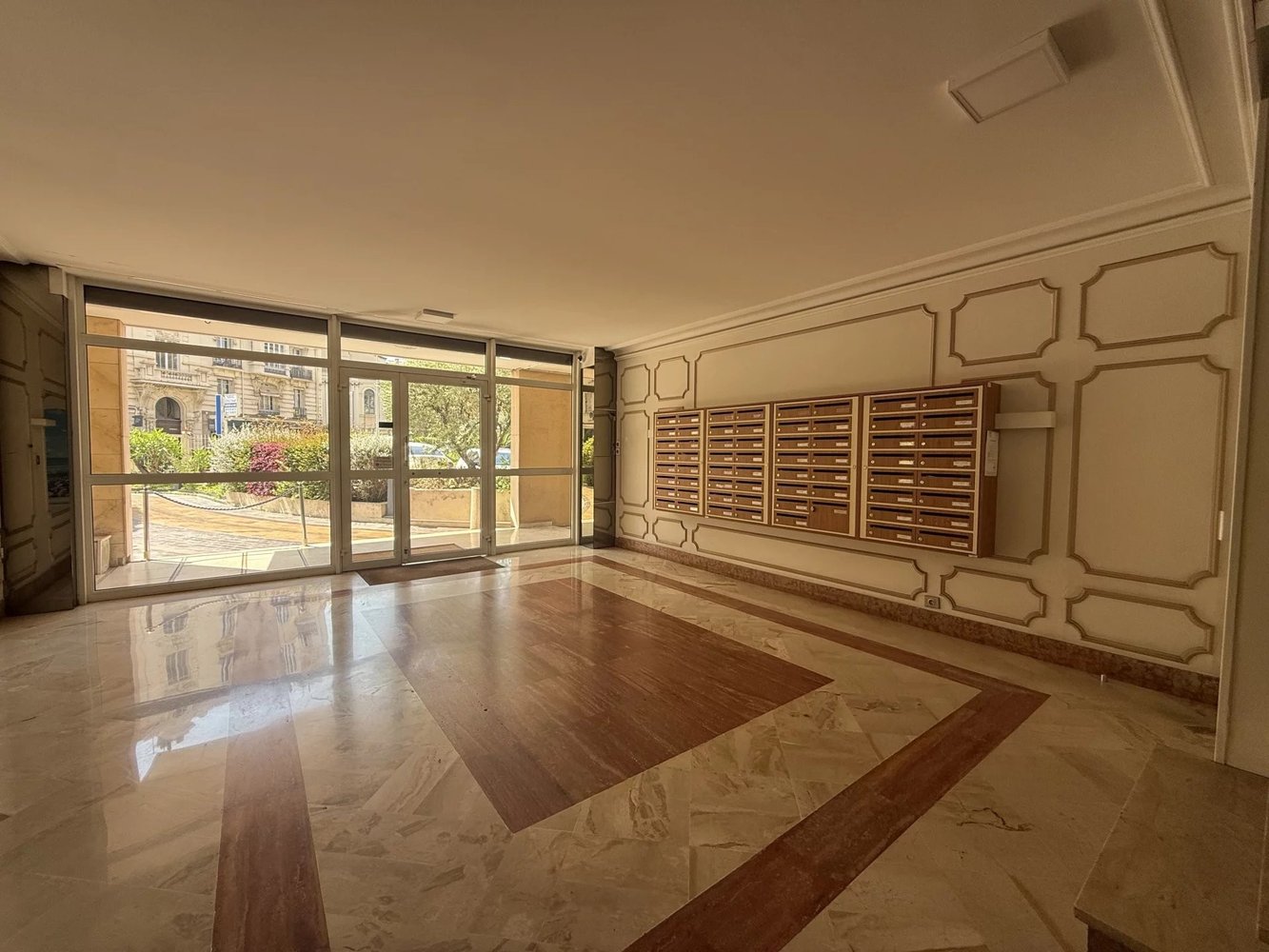 Property photo in Carre d'Argent