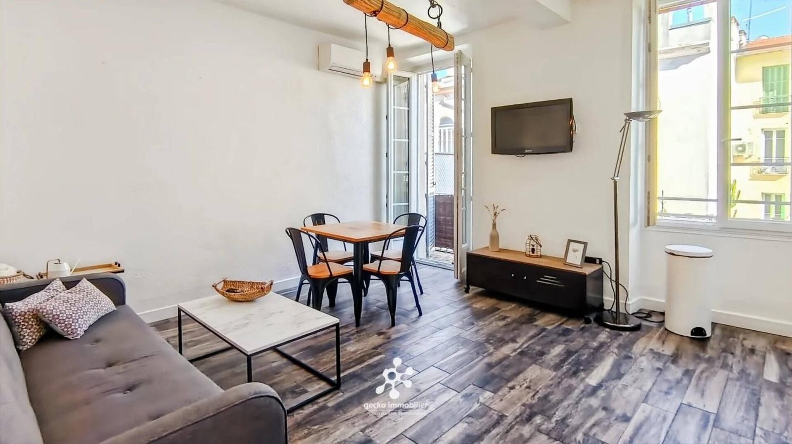 Property photo in Carre d'Argent