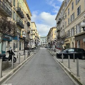 Property in Carre d'Argent