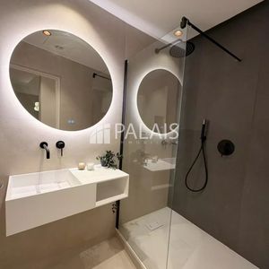 Property in Carre d'Argent
