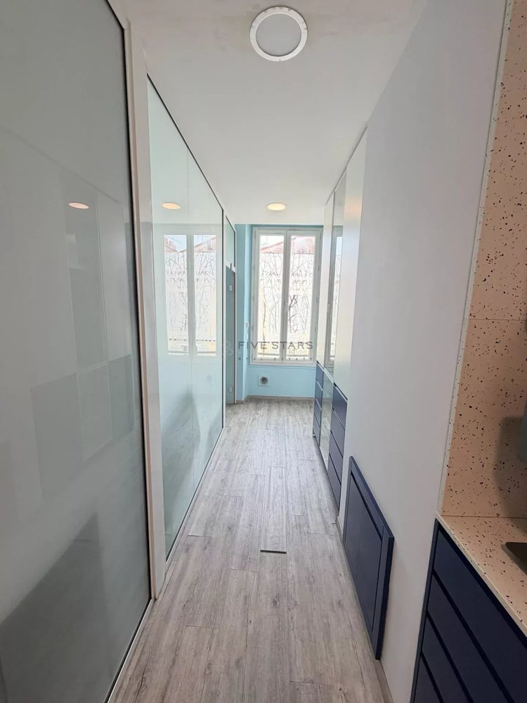 Property photo in Carre d'Argent