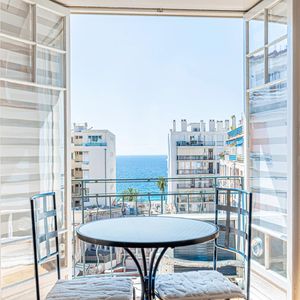 Property in Carre d'Or