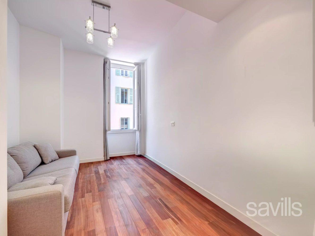 Property photo in Carre d'Or