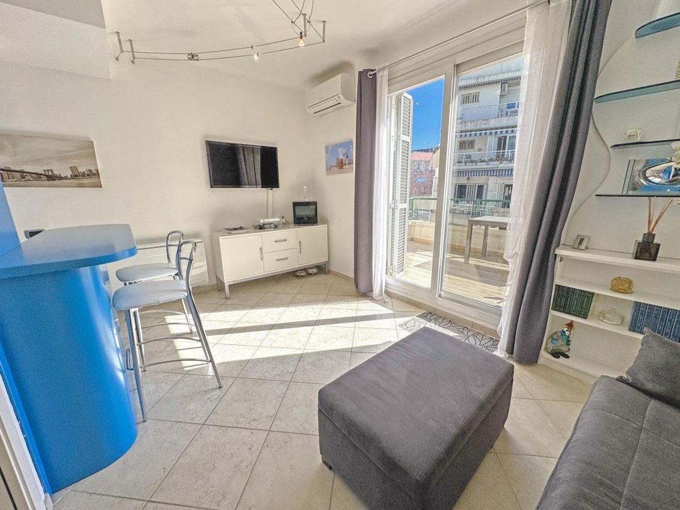 Property photo in Carre d'Or