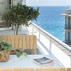Property in Carre d'Or