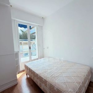 Property in Carre d'Or