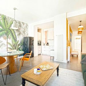 Property in Carre d'Or