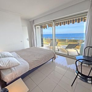 Property in Carre d'Or
