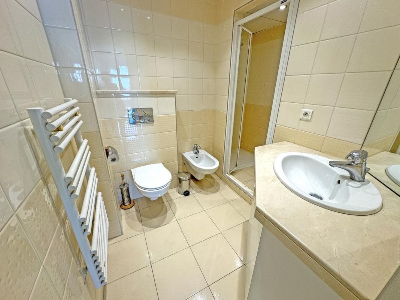 Property photo in Carre d'Or