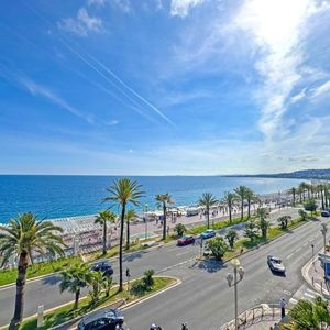 Property in Carre d'Or