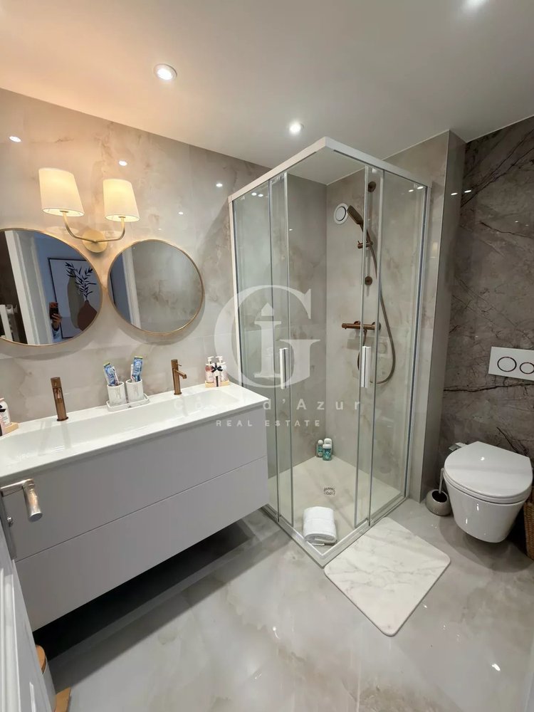 Property photo in Carre d'Or