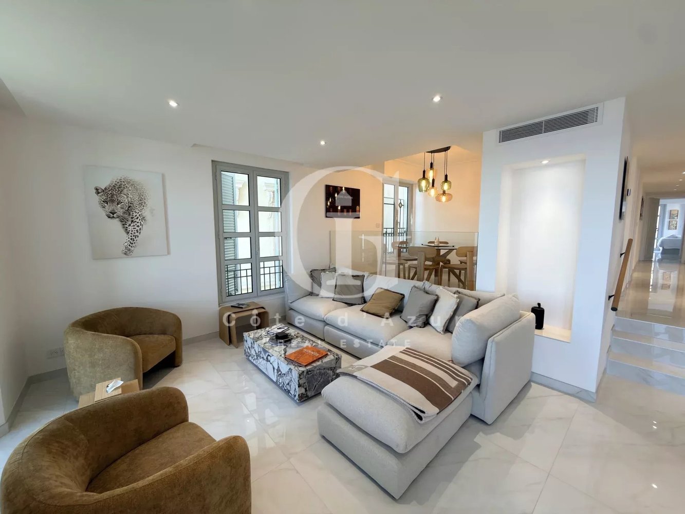 Property photo in Carre d'Or