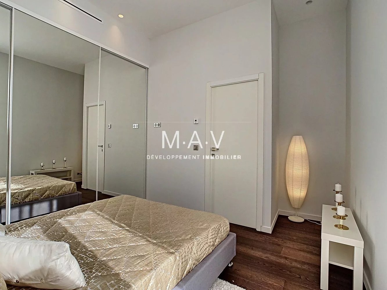 Property photo in Carre d'Or