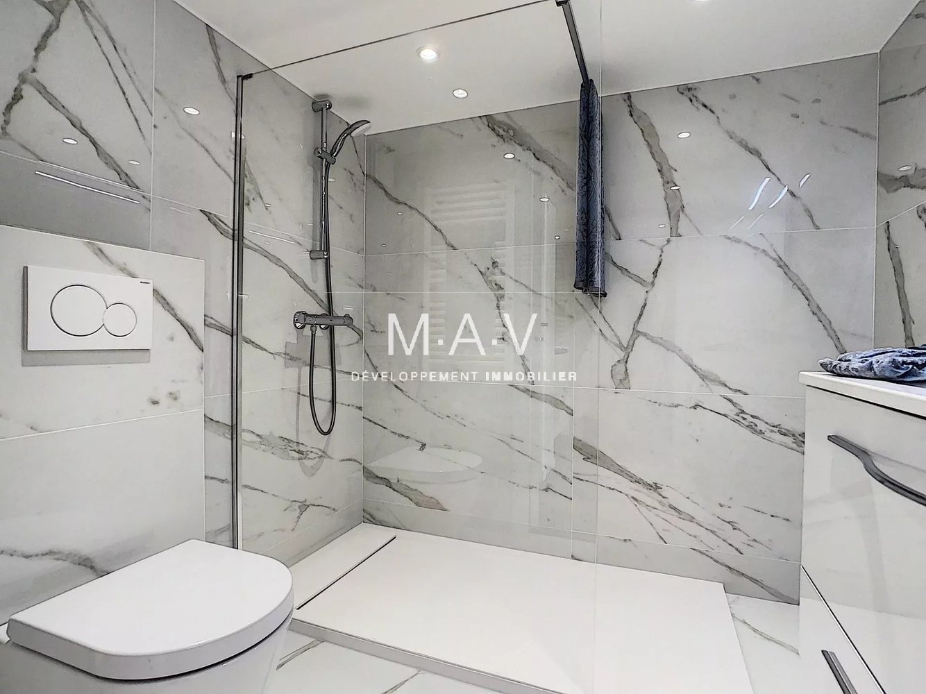 Property photo in Carre d'Or