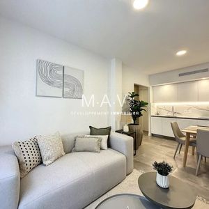 Property in Carre d'Or