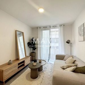 Property in Carre d'Or
