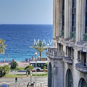 Property in Carre d'Or