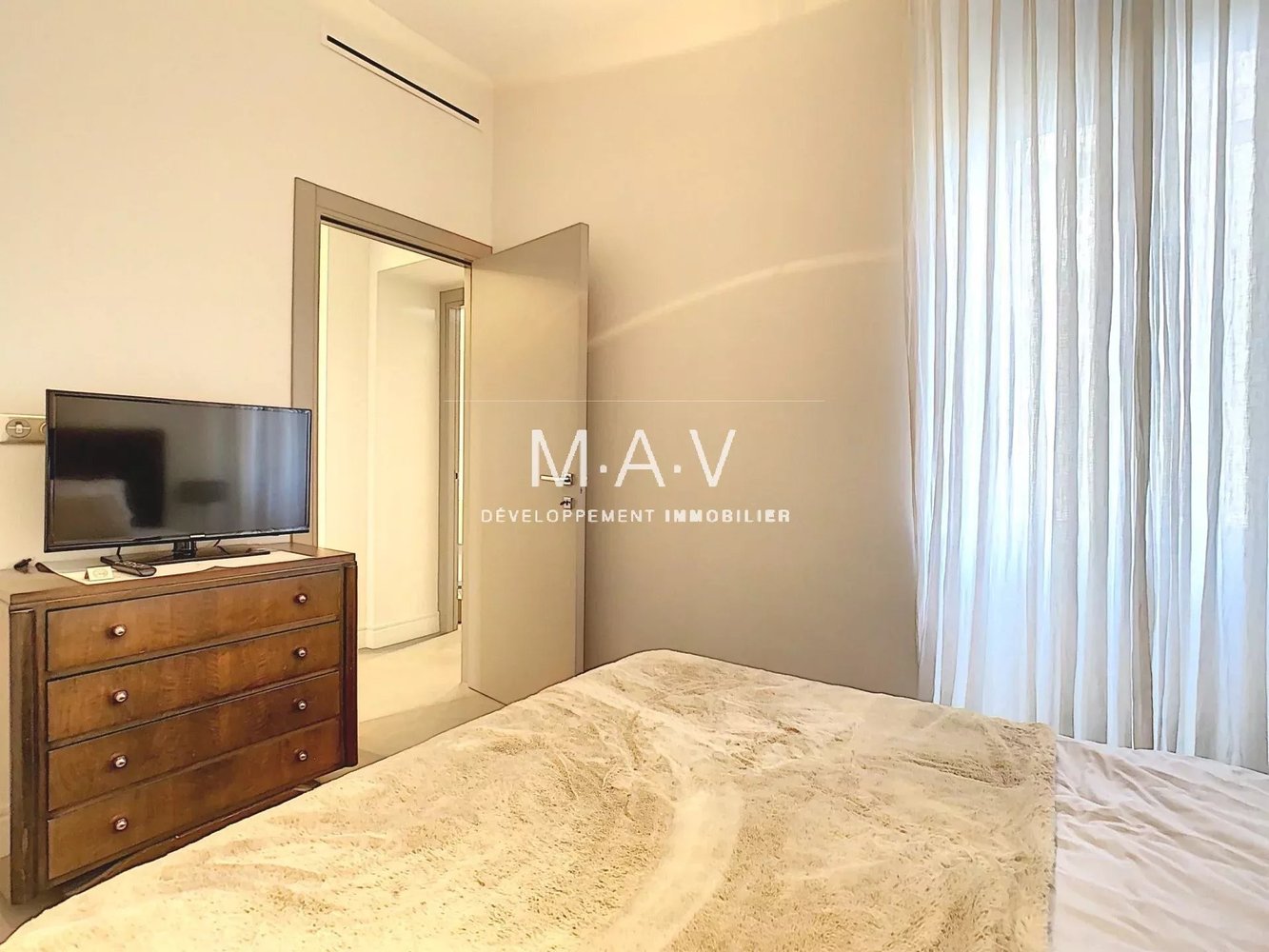 Property photo in Carre d'Or
