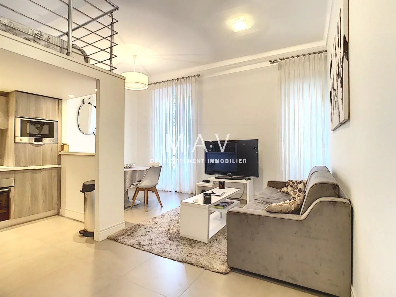 Property photo in Carre d'Or