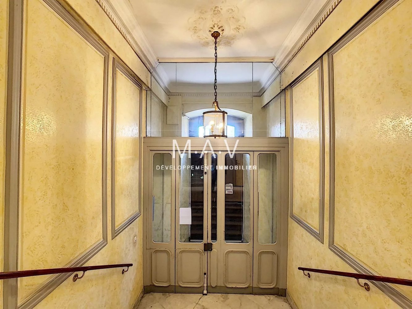 Property photo in Carre d'Or