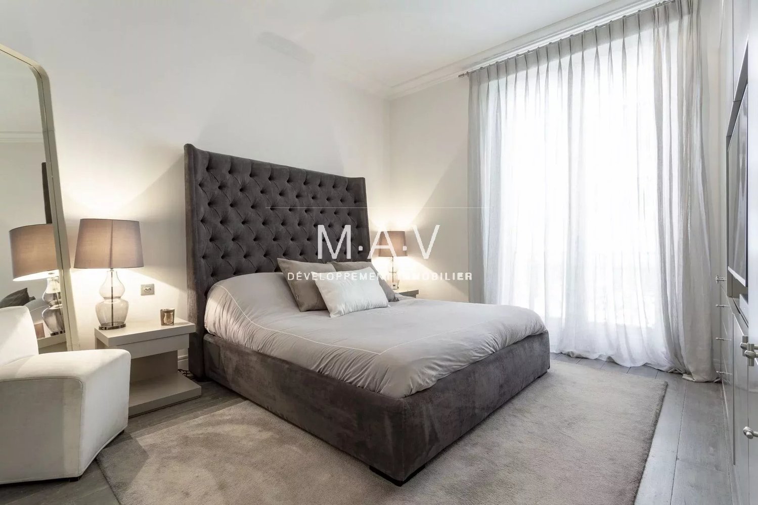 Property photo in Carre d'Or