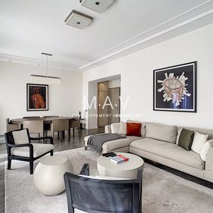 Property in Carre d'Or