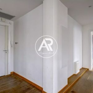 Property in Carre d'Or