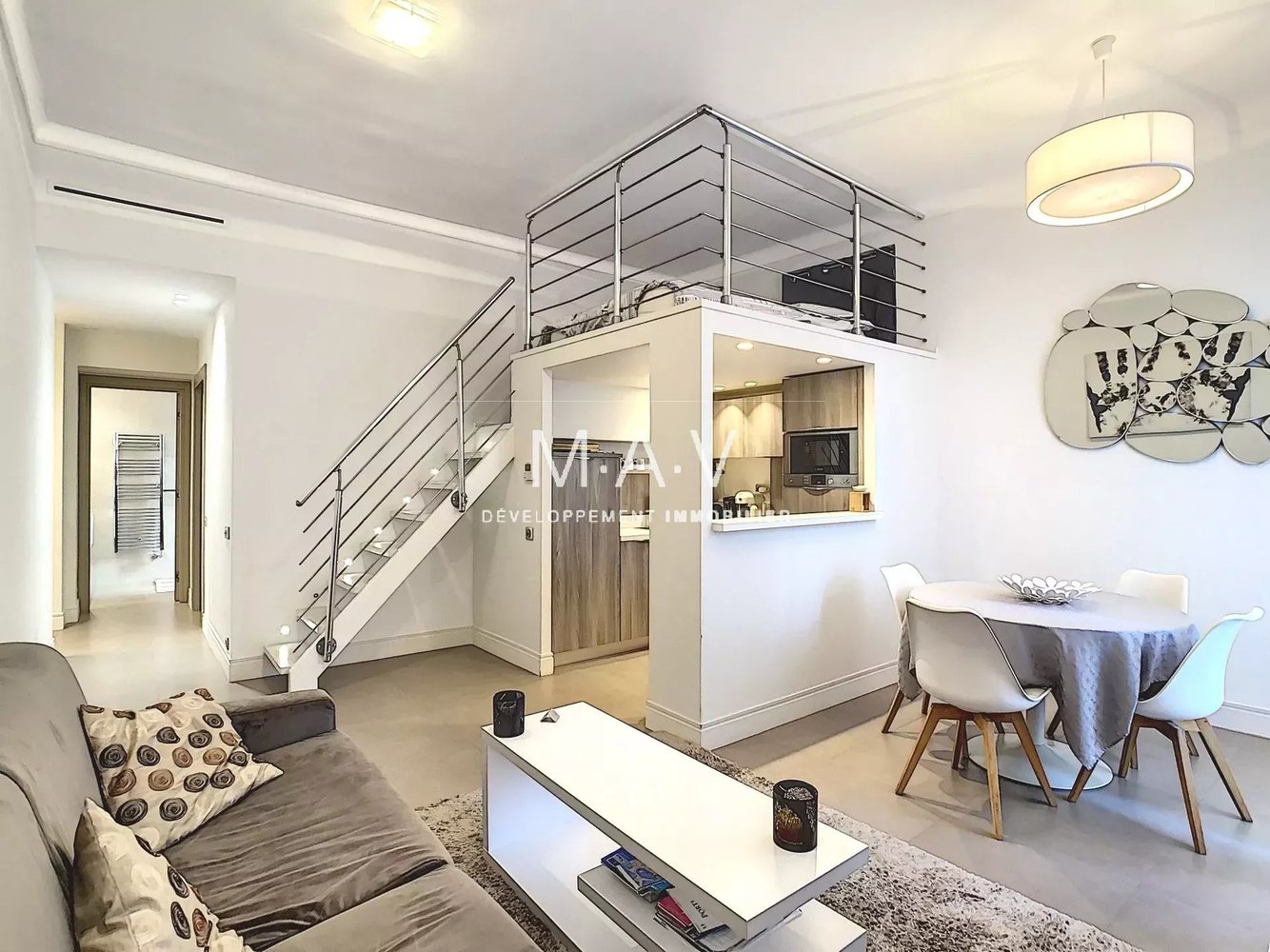 Property photo in Carre d'Or