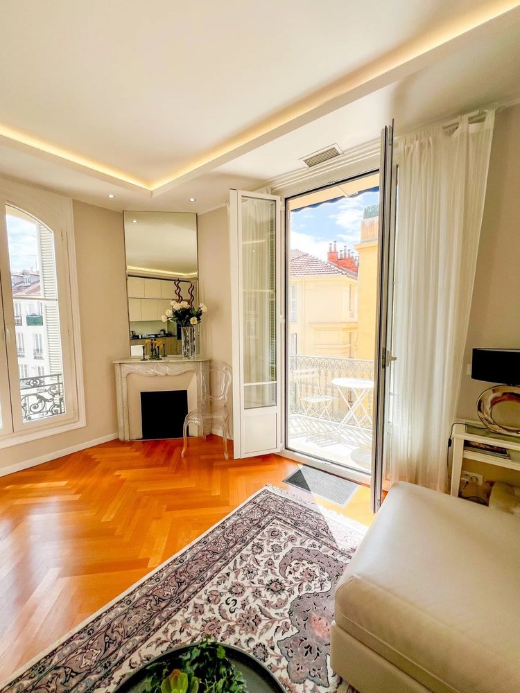 Property photo in Carre d'Or