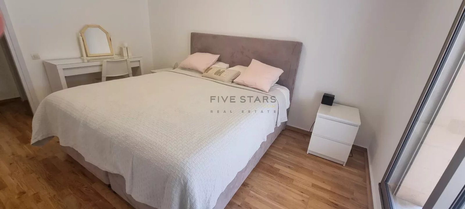 Property photo in Carre d'Or