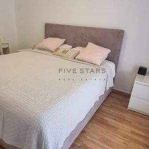Property in Carre d'Or