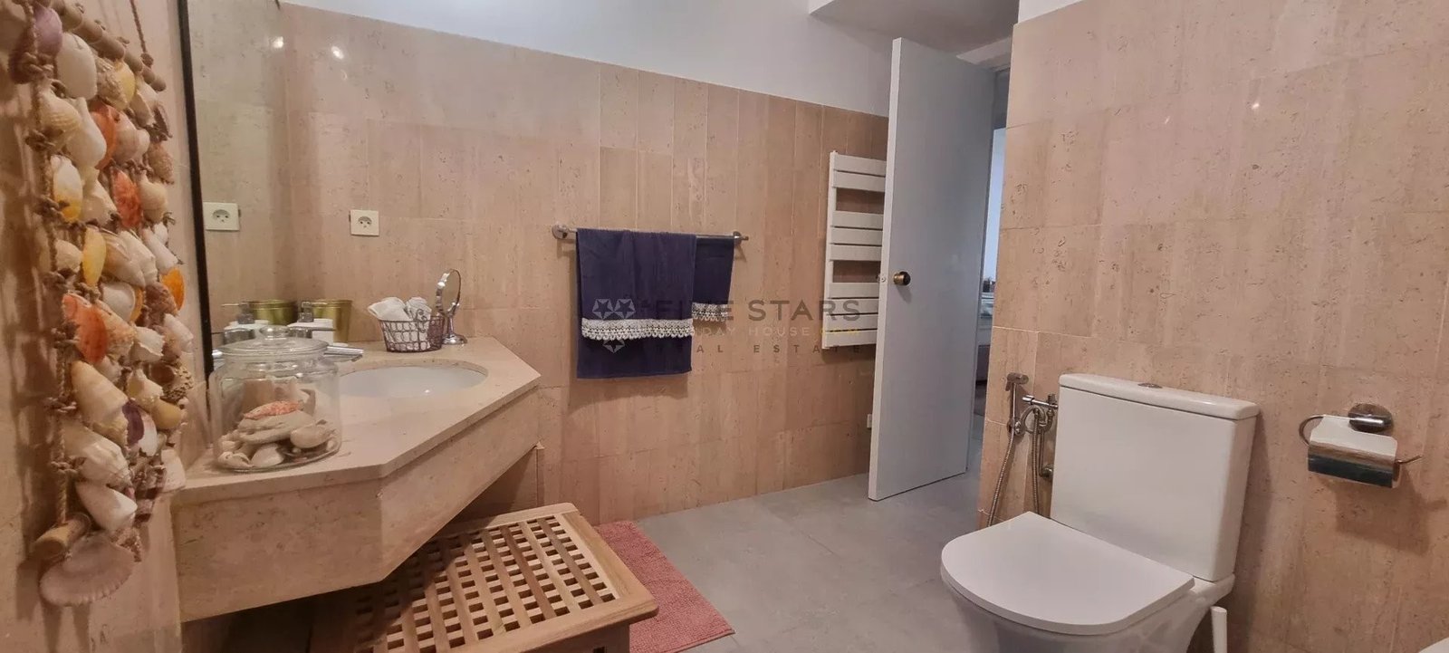 Property photo in Carre d'Or