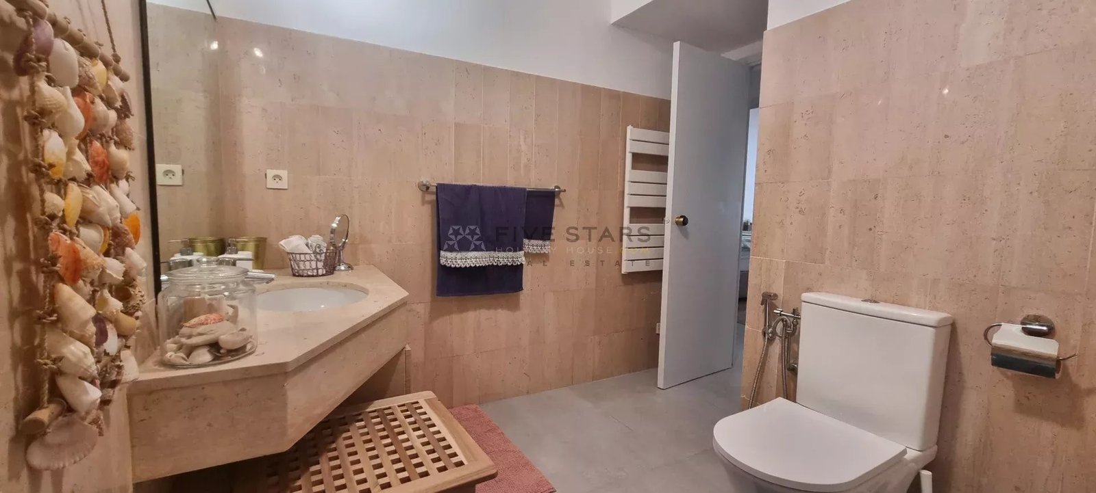 Property photo in Carre d'Or