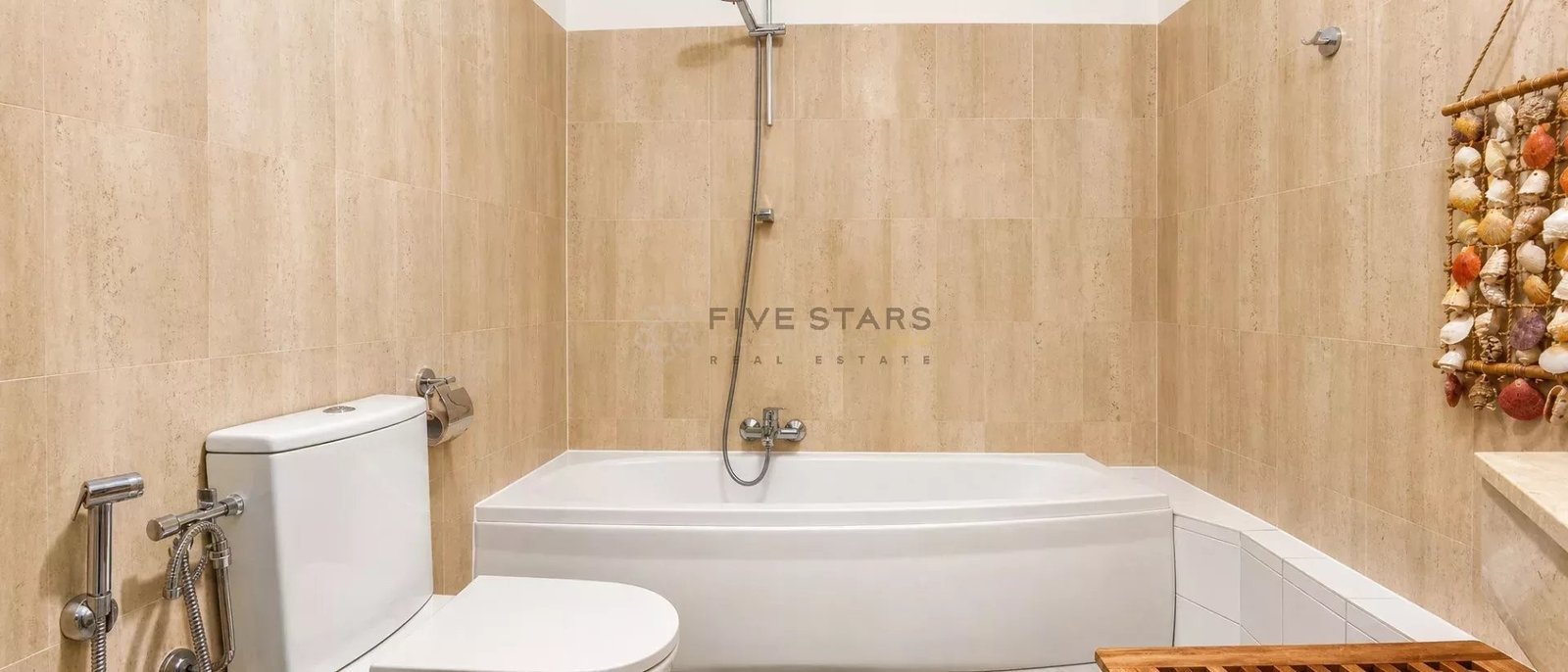 Property photo in Carre d'Or