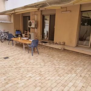 Property in Carre d'Or