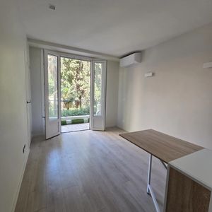 Property in Carre d'Or