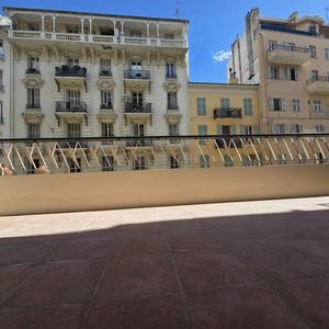 Property in Carre d'Or