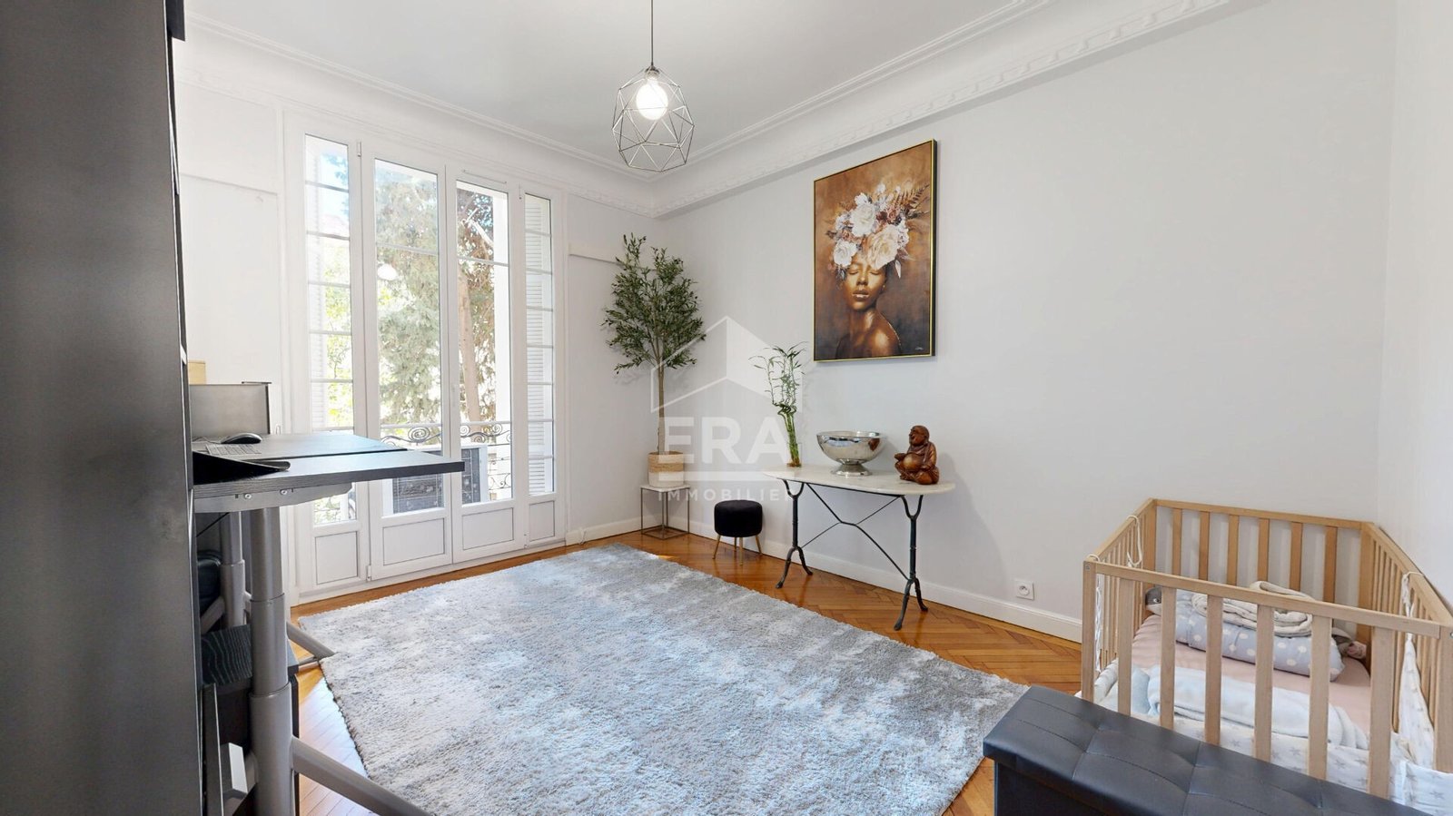 Property photo in Carre d'Or