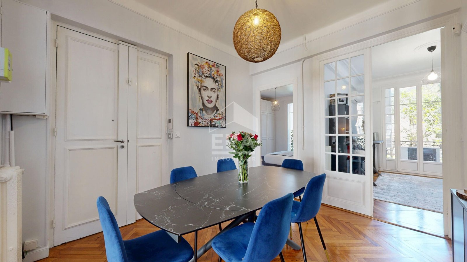 Property photo in Carre d'Or