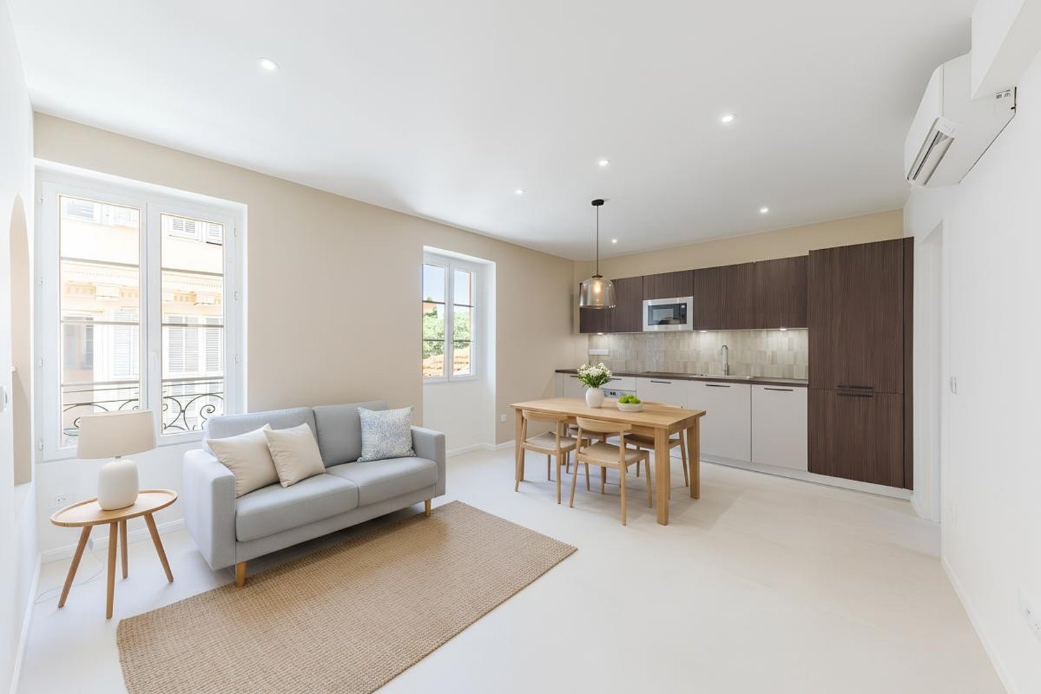 Property photo in Carre d'Or