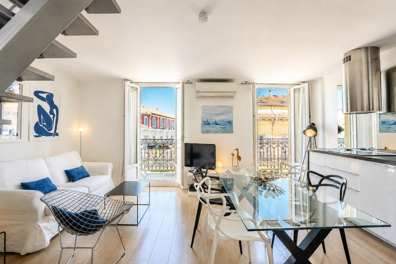 Property photo in Carre d'Or