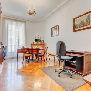 Property in Musicians Quarter